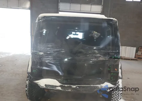 2018 Jeep Wrangler Unlimited Rubicon 4X4 from USA, damaged, VIN 1C4HJXFG2JW138716